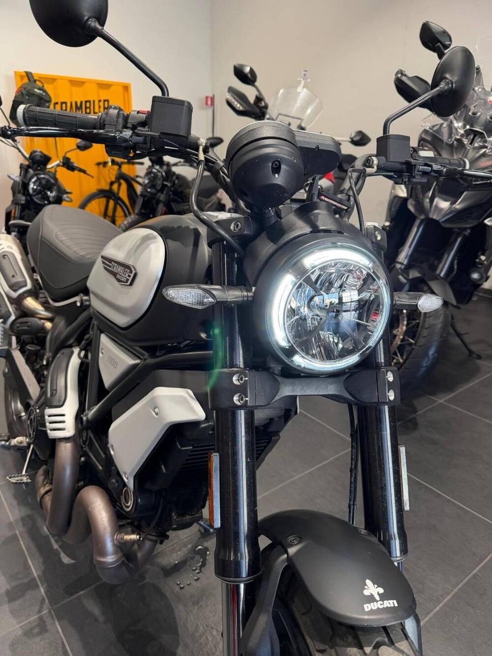Ducati Scrambler 1100 Dark Pro (2020 - 24) (4)