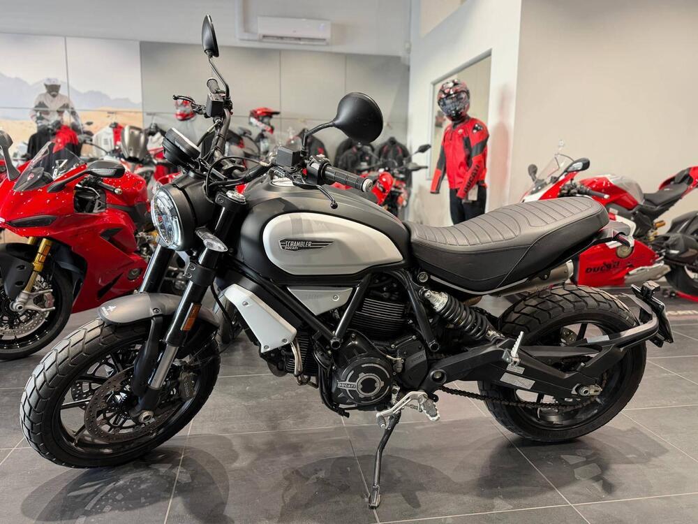 Ducati Scrambler 1100 Dark Pro (2020 - 24) (2)