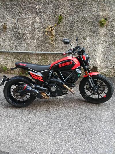 Ducati Scrambler 800 Full Throttle (2023 - 24) usata