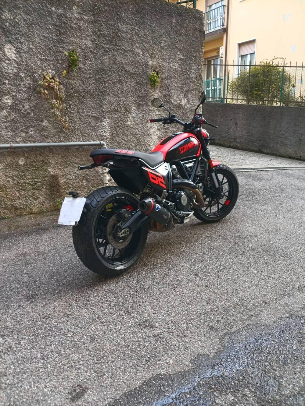 Ducati Scrambler 800 Full Throttle (2023 - 24) (2)