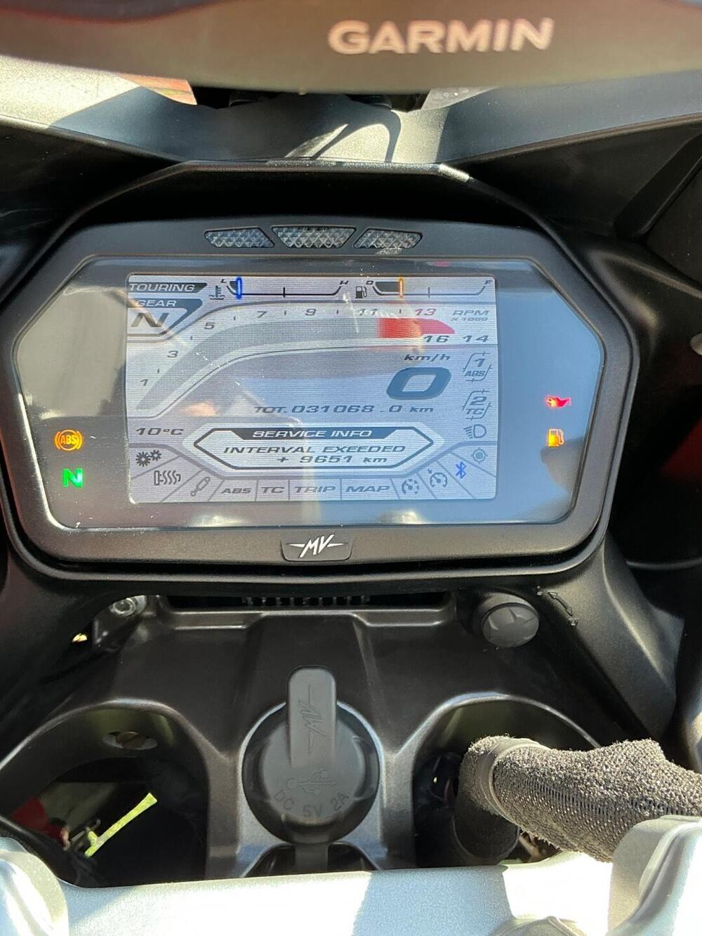 MV Agusta Turismo Veloce 800 Lusso (2014 - 16) (5)