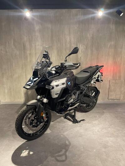 Bmw R 1300 GS Adventure Triple Black (2025 - 26) usata