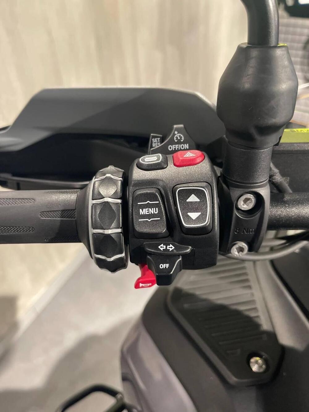 Bmw R 1300 GS Adventure Triple Black (2025 - 26) (6)