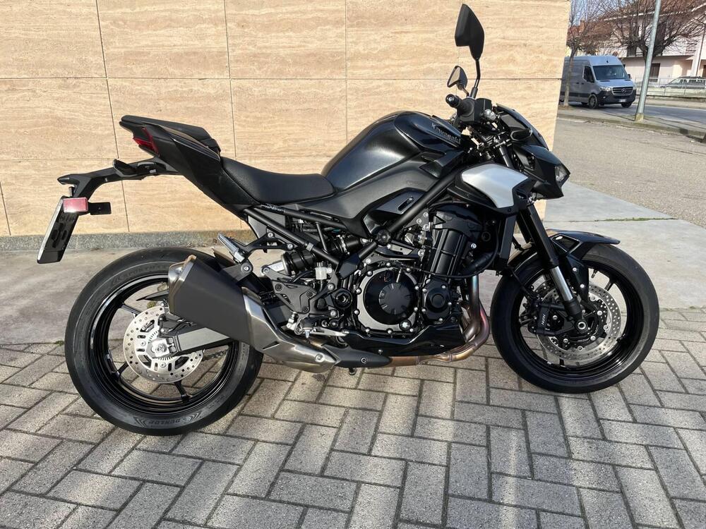 Kawasaki Z 900 (2025 - 26) (3)