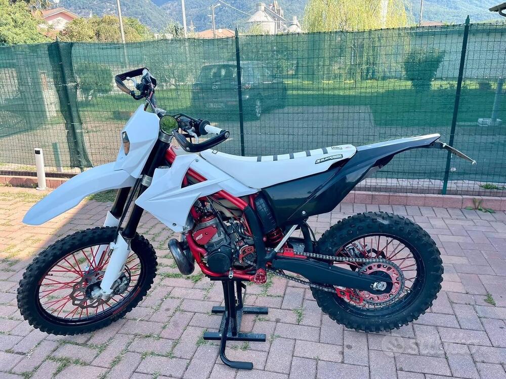 GASGAS EC 300 Standard (2011-12) (2)