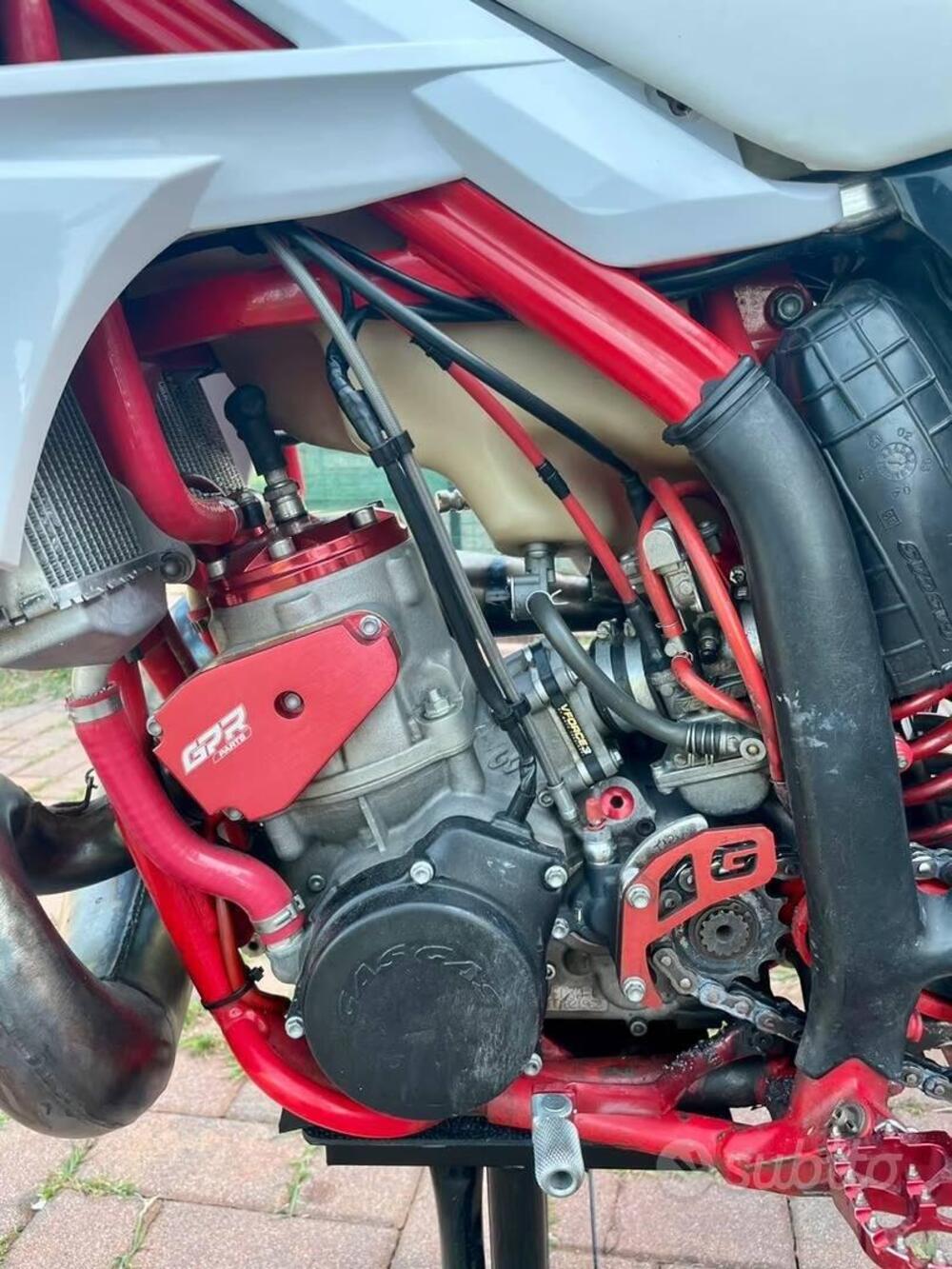 GASGAS EC 300 Standard (2011-12) (7)