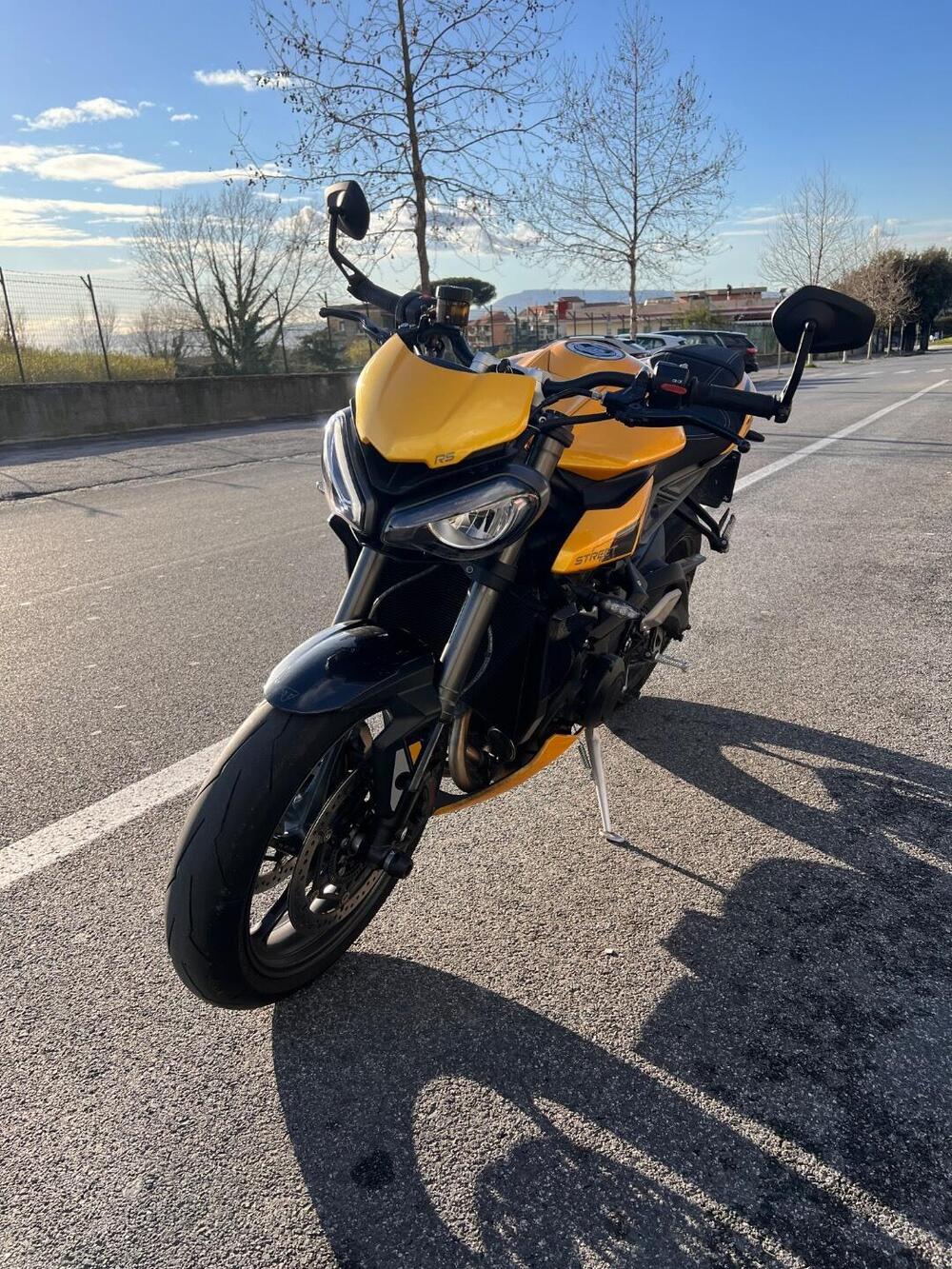 Triumph Street Triple 765 RS (2023 - 26) (2)