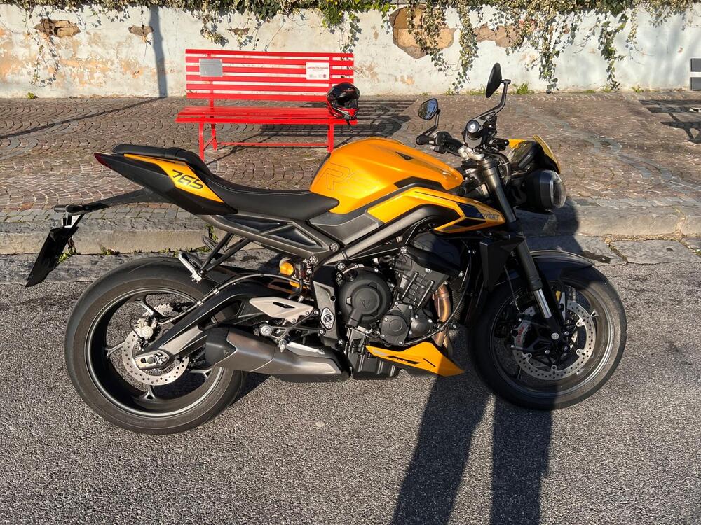 Triumph Street Triple 765 RS (2023 - 26) (3)
