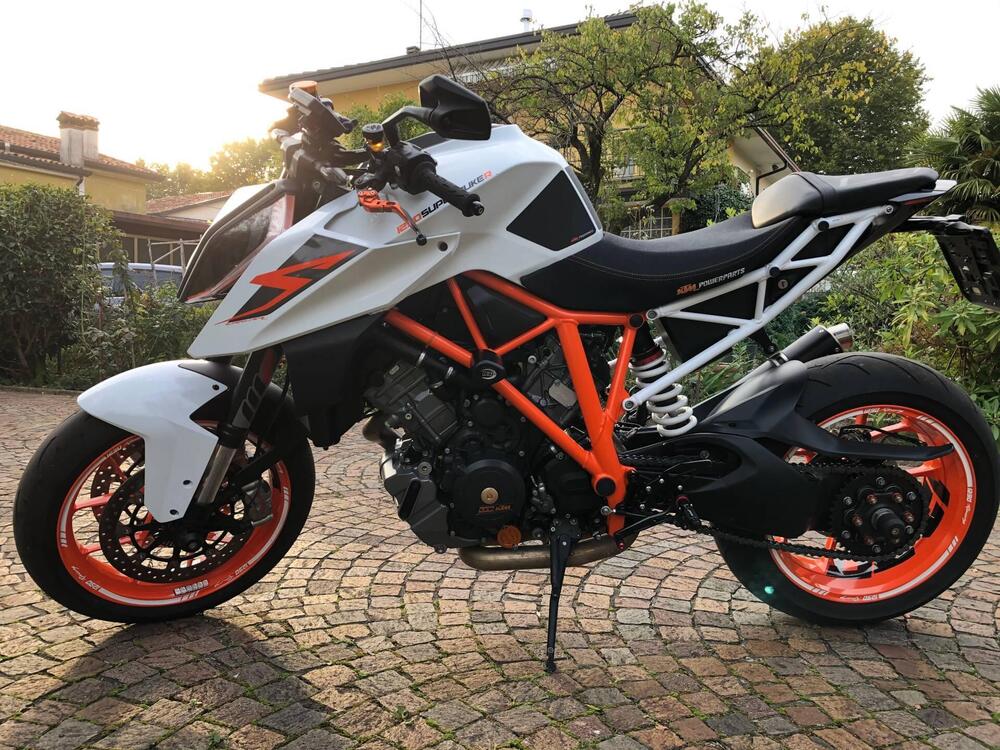 KTM 1290 Super Duke R ABS (2017 - 18) (2)
