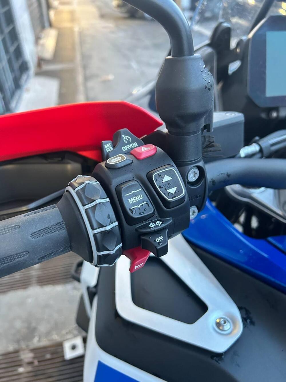 Bmw R 1300 GS Adventure Trophy (2025 - 26) (8)