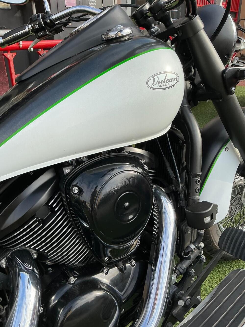 Kawasaki Vulcan VN 900 Classic SE (2011 - 16) (9)