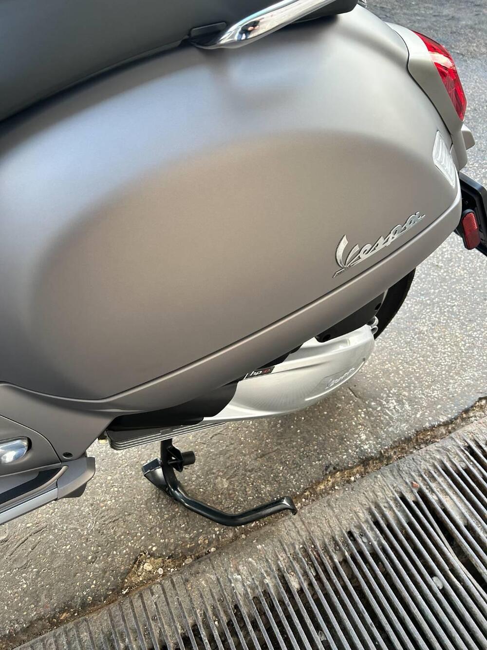 Vespa GTS 300 Supertech Hpe (2021 - 22) (6)