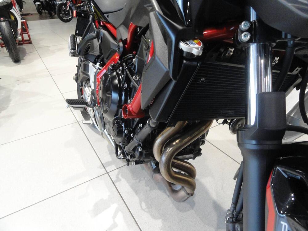 Kawasaki Z 650 (2025 - 26) (5)