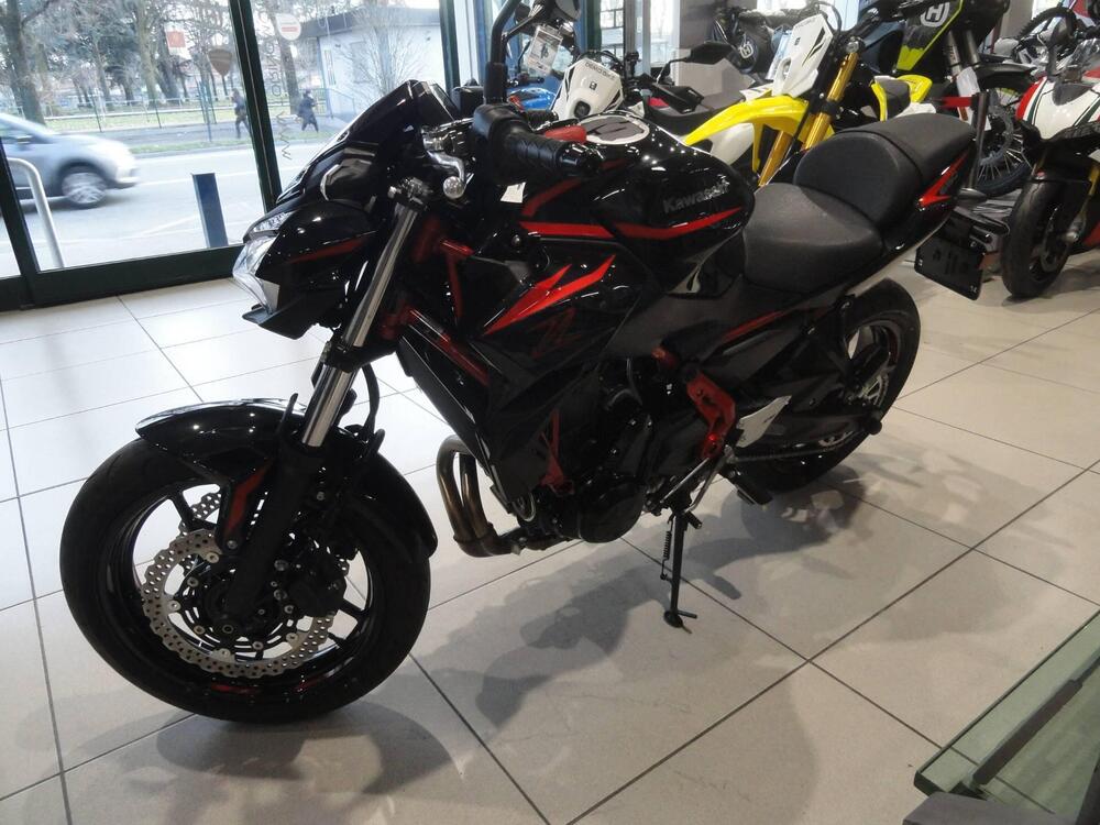 Kawasaki Z 650 (2025 - 26) (10)