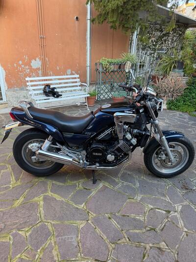 Yamaha FZX 750 d'epoca