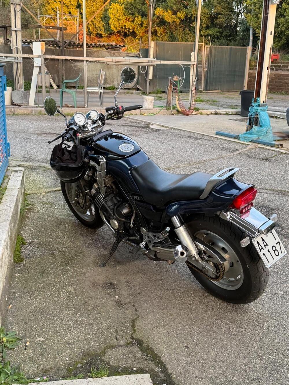Yamaha FZX 750 (7)