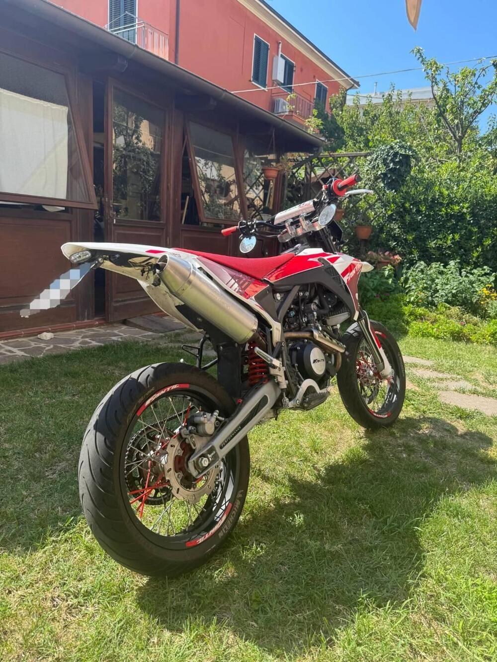 Fantic Motor XMF 125 Motard Performance 4T (2023 - 24) (2)