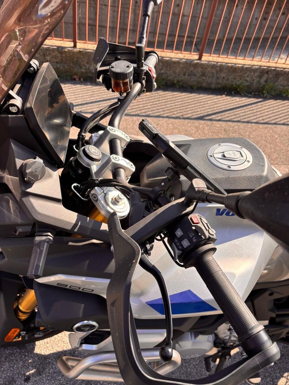 Voge Valico 900DSX (2024 - 26) (3)