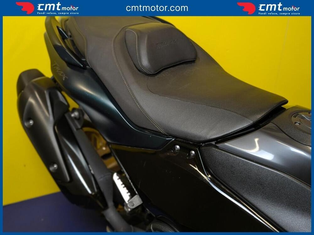 Yamaha T-Max 560 Tech Max (2022 - 24) (12)