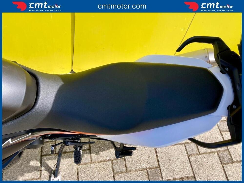 KTM 890 SMT (2023 - 25) (13)