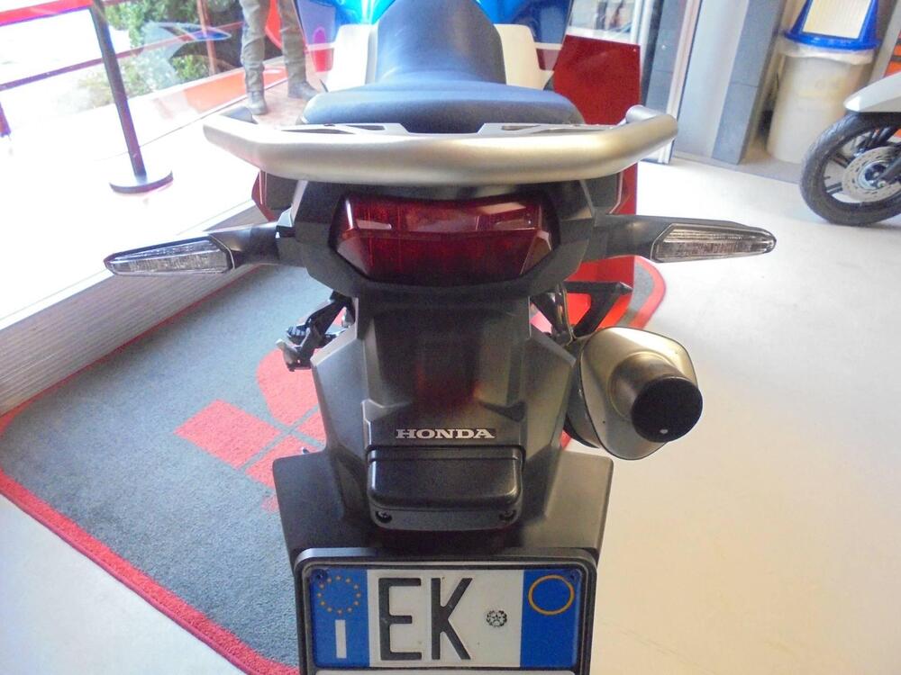 Honda Africa Twin CRF 1000L Adventure Sports (2018 - 19) (2)