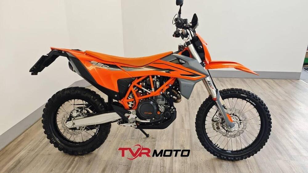 KTM 690 Enduro R (2022 - 25) (2)