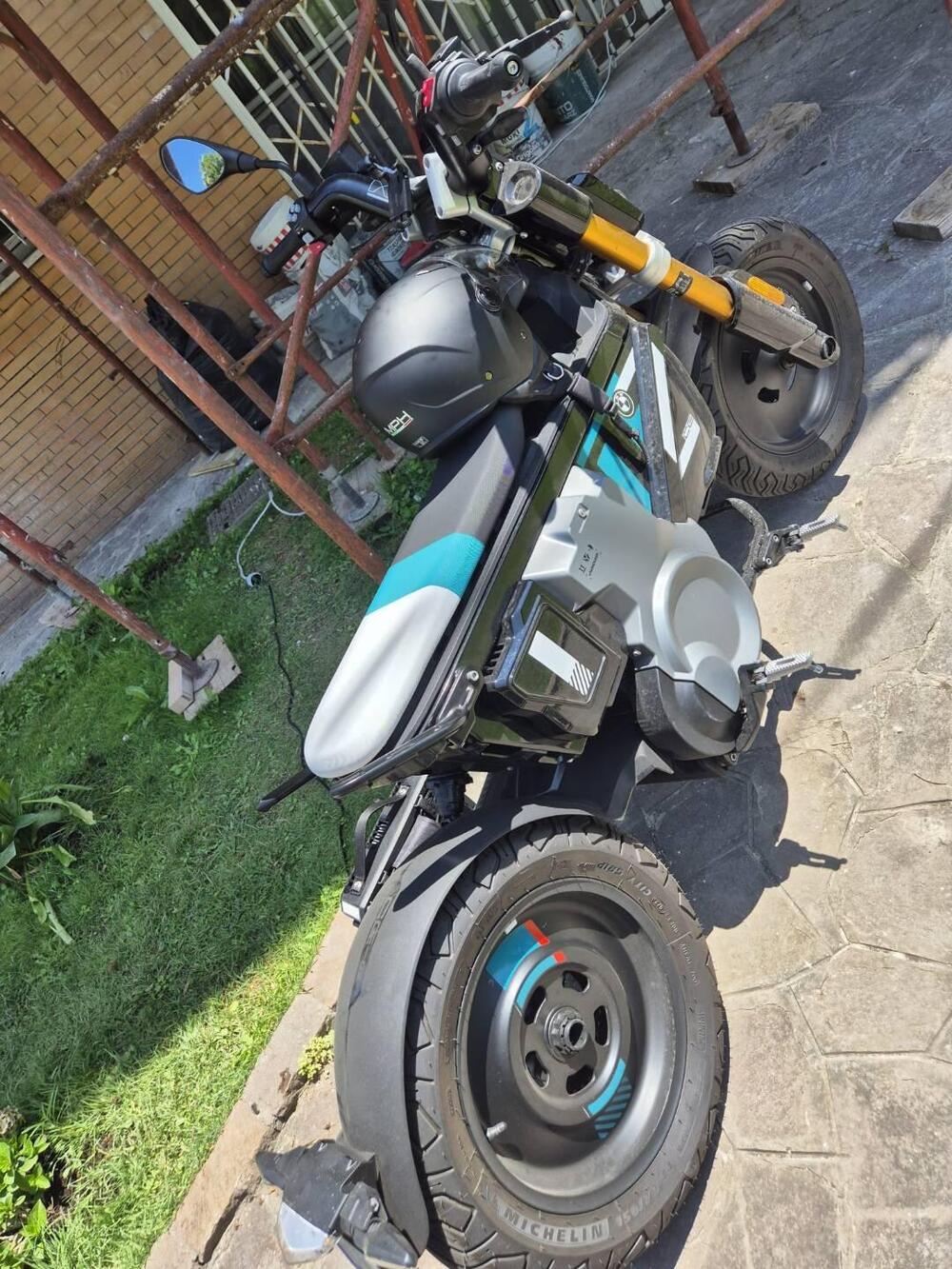 Bmw CE 02 (2024 - 26) (2)