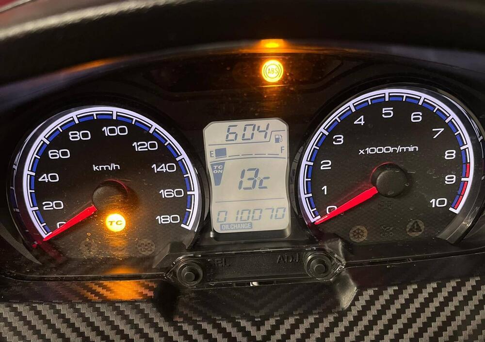 Suzuki Burgman 400 (2022 - 24) (3)