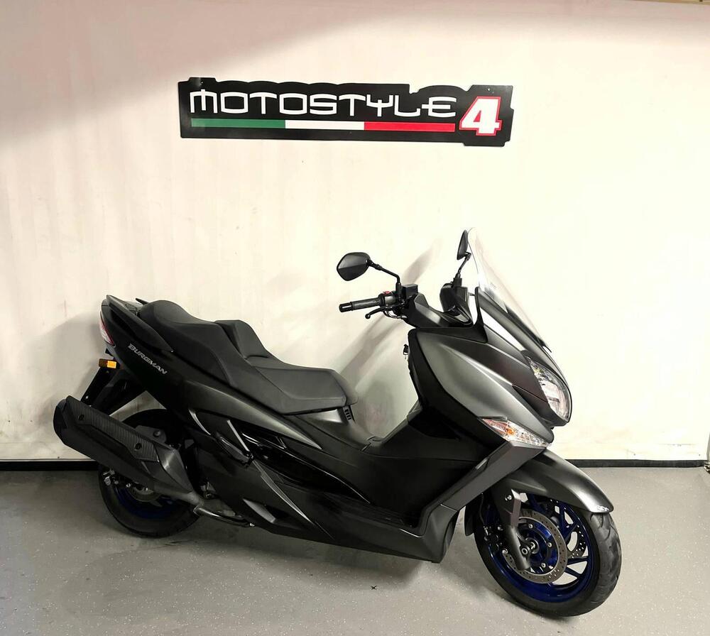 Suzuki Burgman 400 (2022 - 24)