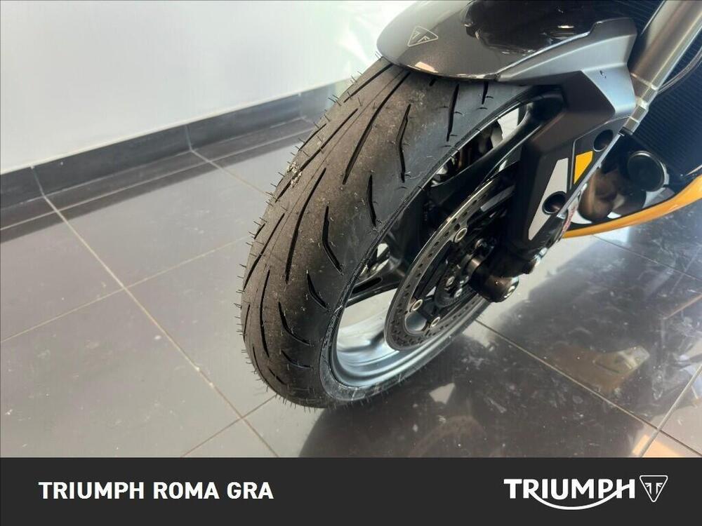 Triumph Street Triple 765 RS (2023 - 26) (12)