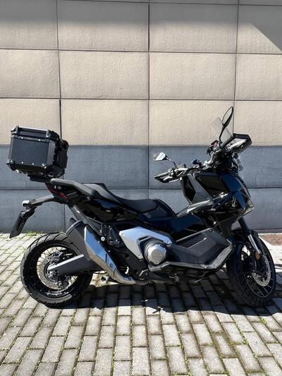 Honda X-ADV 750 (2025 - 26) usata
