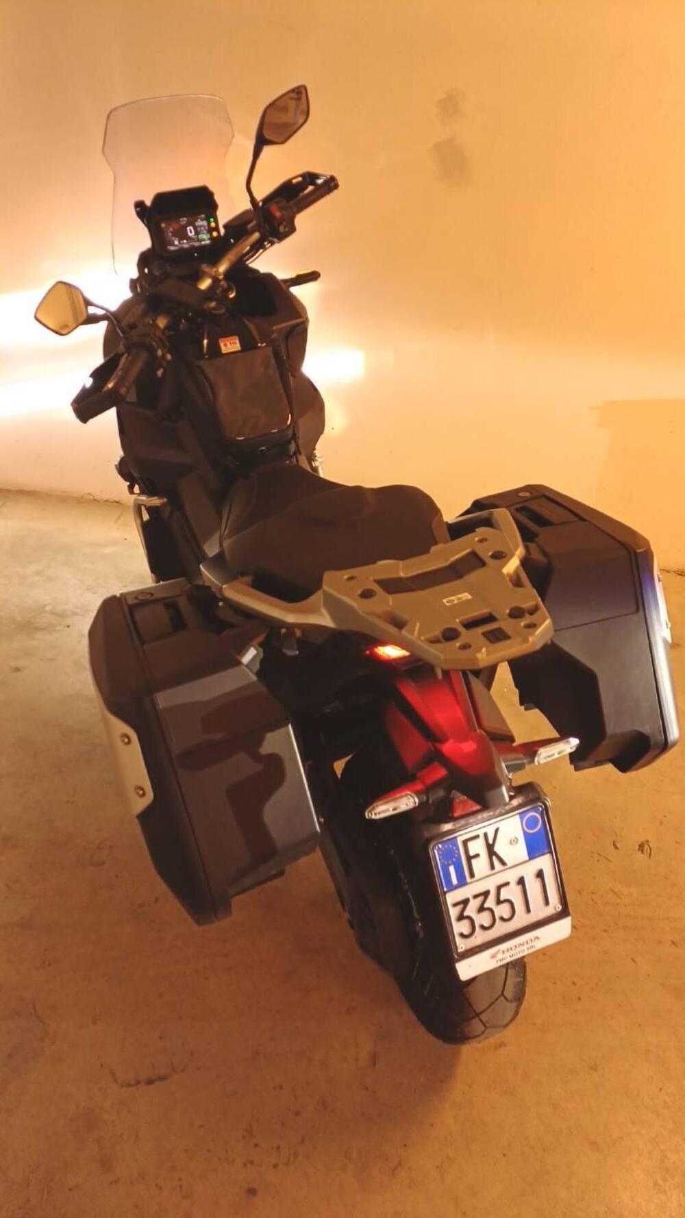 Honda X-ADV 750 DCT Travel (2021 - 24) (3)