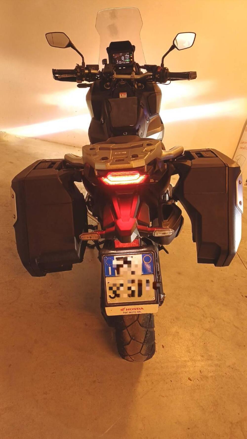 Honda X-ADV 750 DCT Travel (2021 - 24) (8)