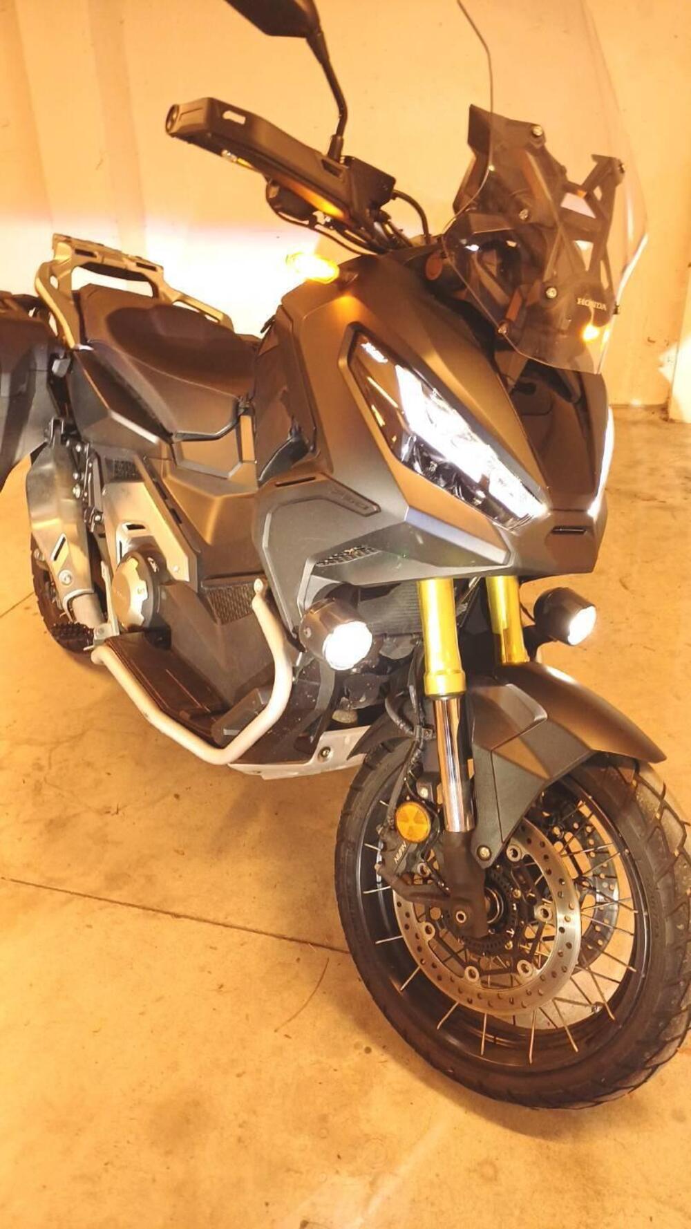 Honda X-ADV 750 DCT Travel (2021 - 24) (9)