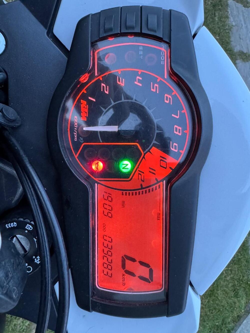 KTM 990 Supermoto R (2009 - 11) (8)