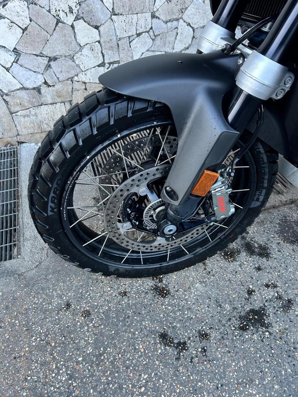 Bmw R 1300 GS Adventure Triple Black (2025 - 26) (3)