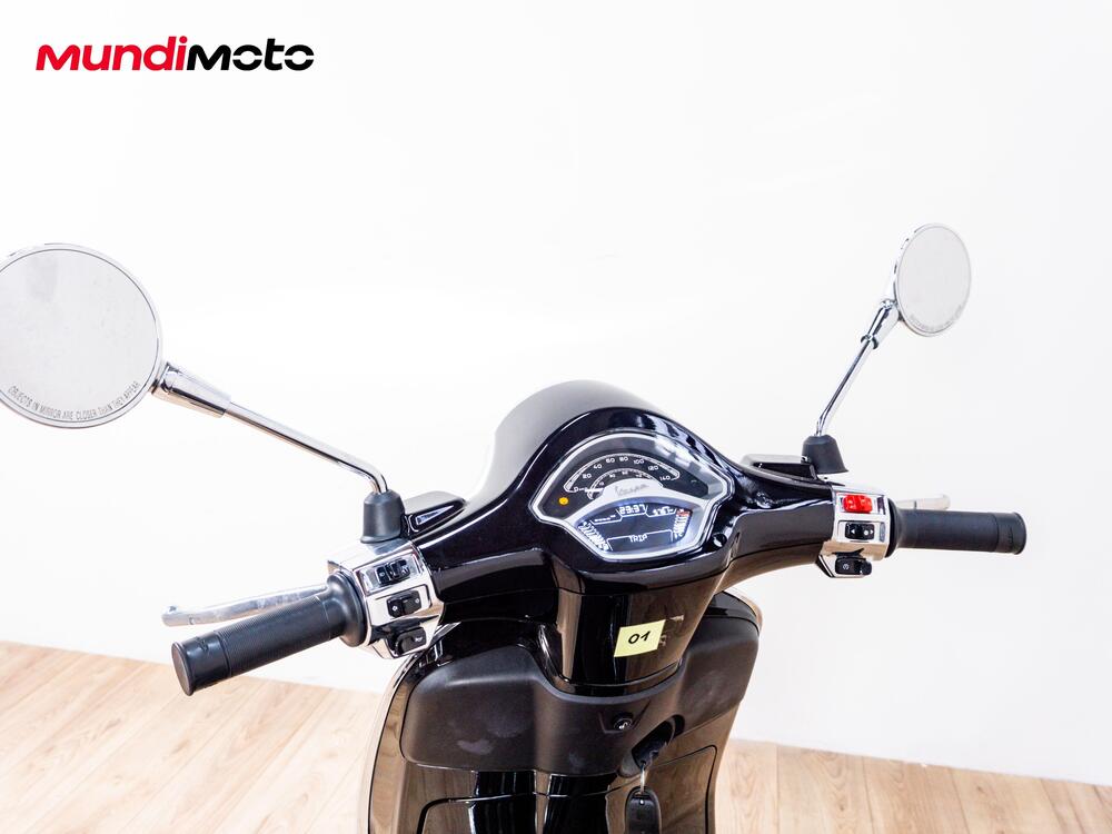 Vespa Primavera 125 Batik (2024 - 26) (11)