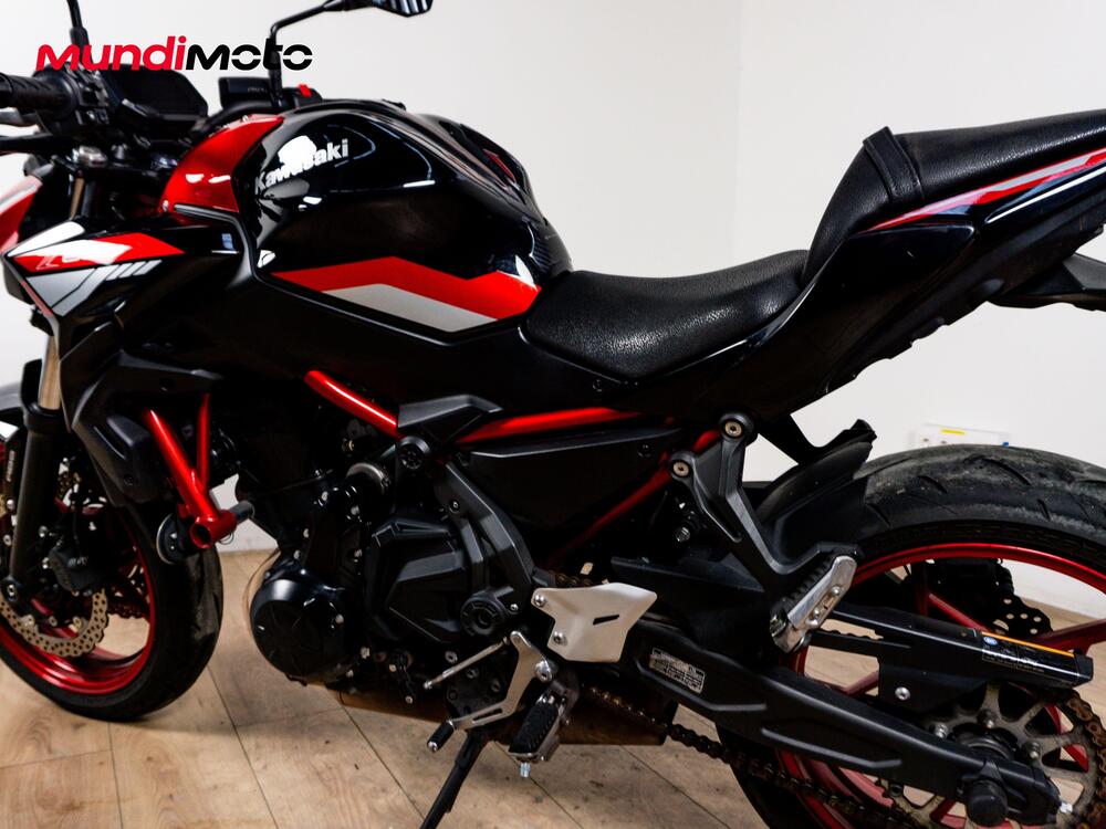 Kawasaki Z 650 (2025 - 26) (10)