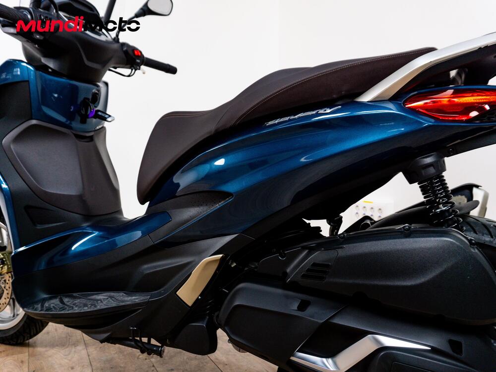 Piaggio Beverly 400 (2025 - 26) (6)