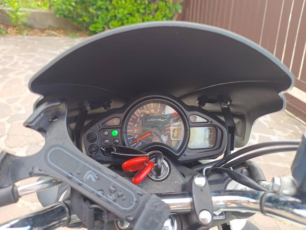 Suzuki Gladius 650 SFV (2009 - 15) (5)