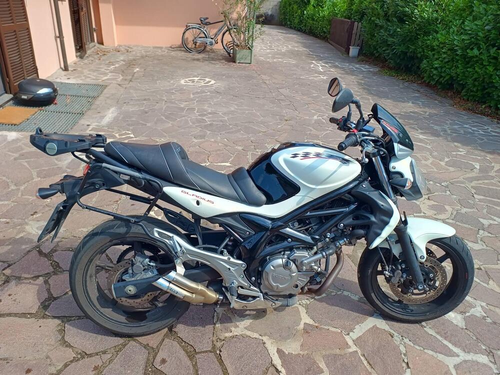 Suzuki Gladius 650 SFV (2009 - 15) (6)