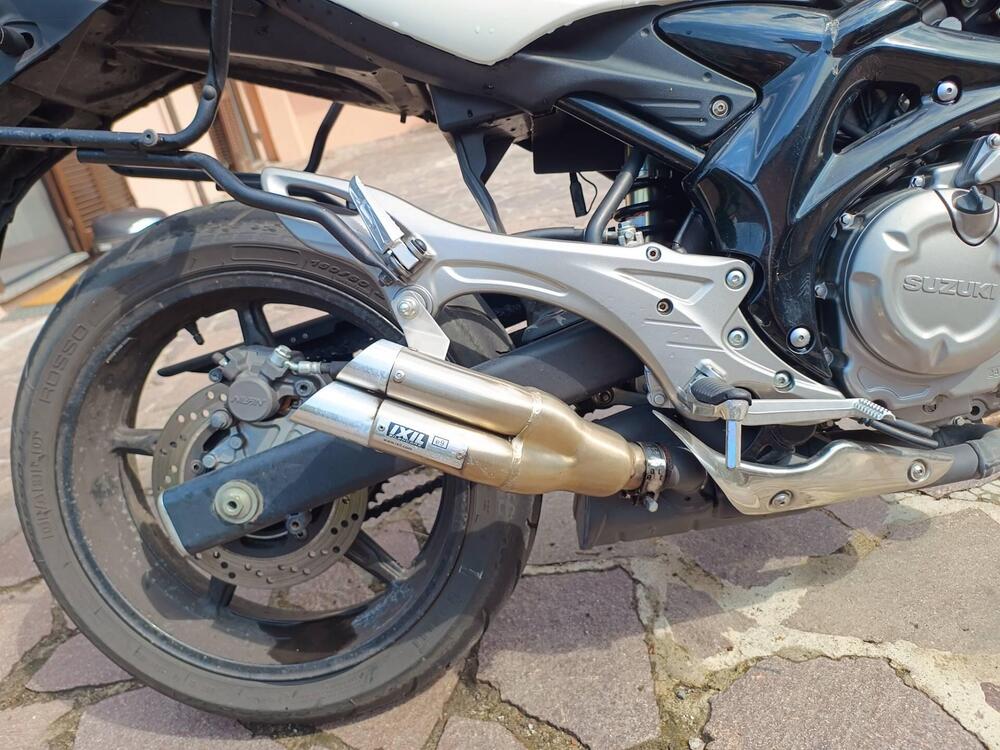 Suzuki Gladius 650 SFV (2009 - 15) (8)