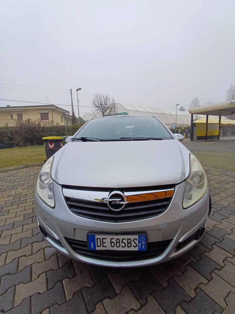 Opel Corsa usata a Padova (4)