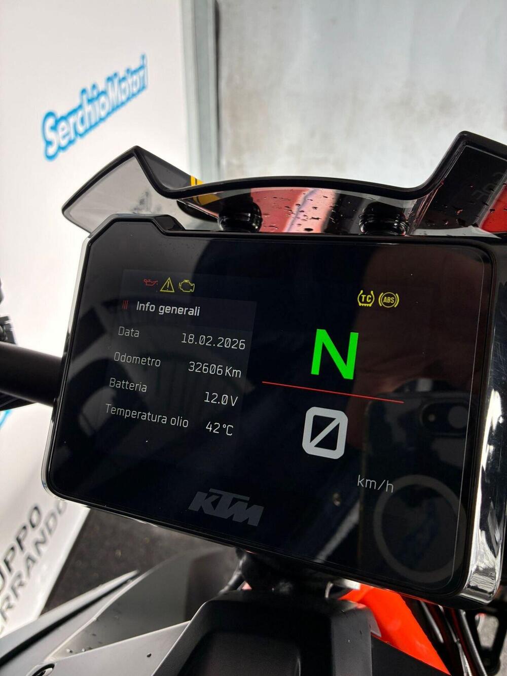 KTM 1290 Super Duke R (2021) (5)