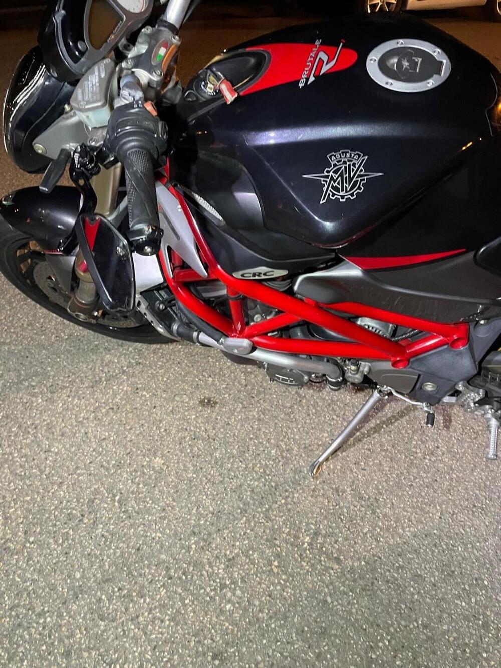 MV Agusta Brutale 910 S (2005 - 11) (4)