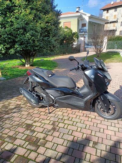 Yamaha X-Max 125 Tech Max (2021 - 24) usata