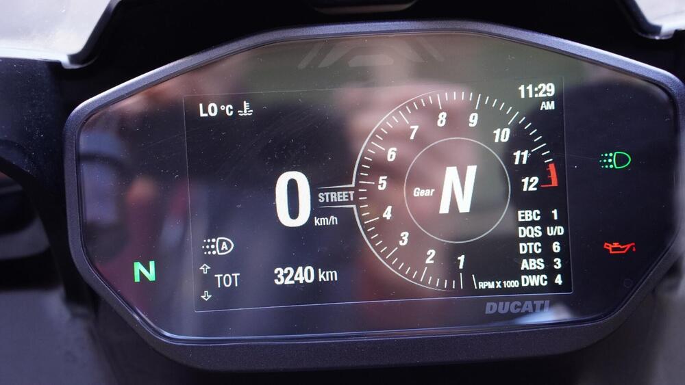 Ducati Panigale V2 Bayliss 1st Championship 20th Anniversary (2021 - 24) (12)