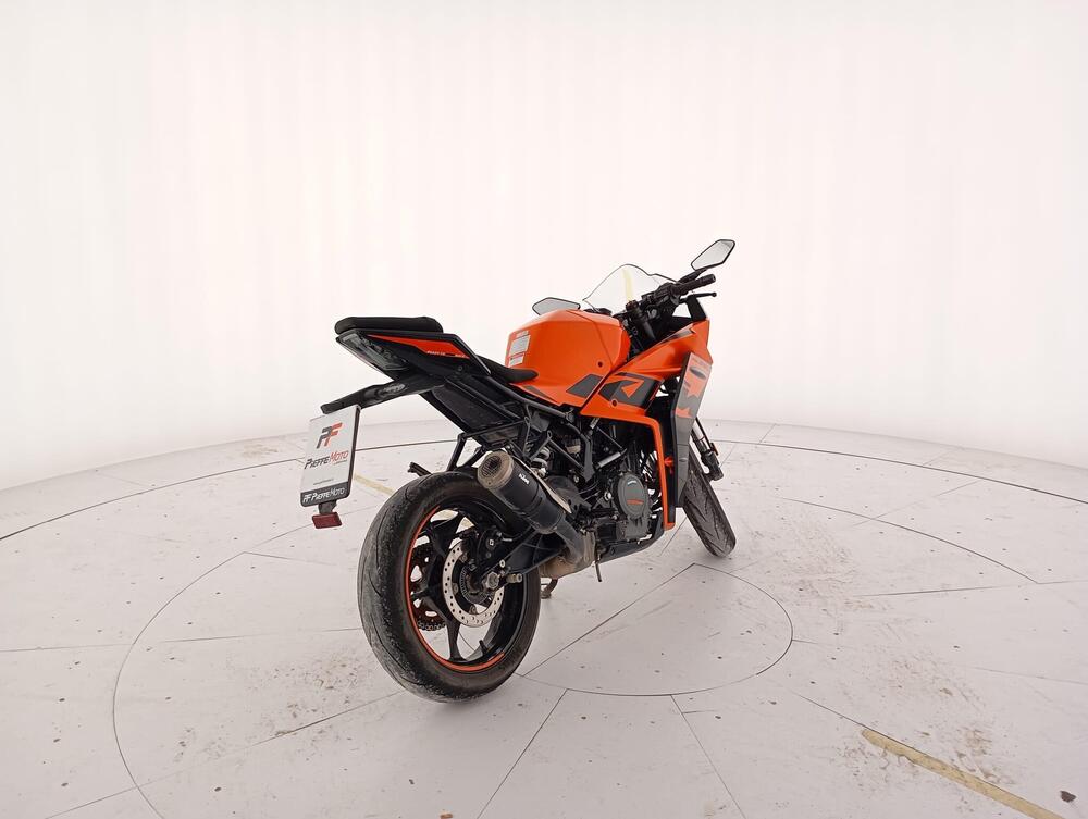 KTM RC 390 (2022 - 26) (4)