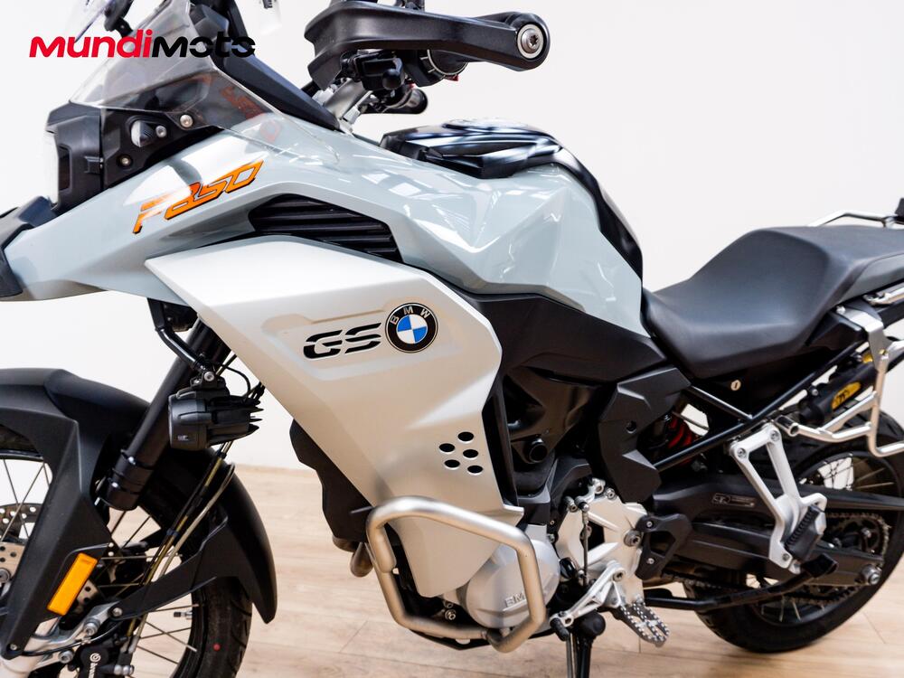 Bmw F 850 GS Adventure - Edition 40 Years GS (2021) (9)
