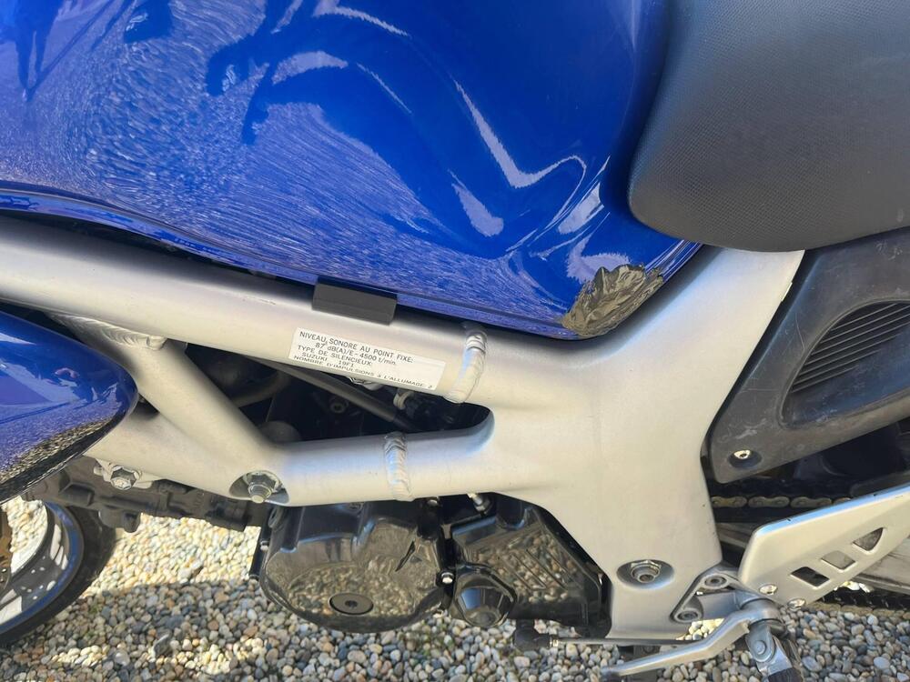 Suzuki SV 650 S (1999 - 02) (7)